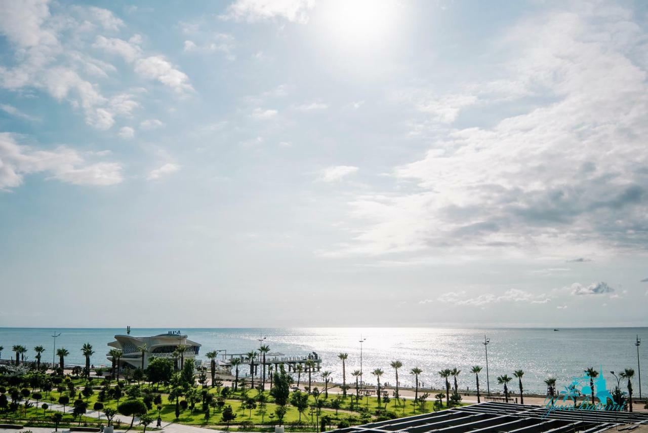 Your Beach Tower Batumi Exteriör bild